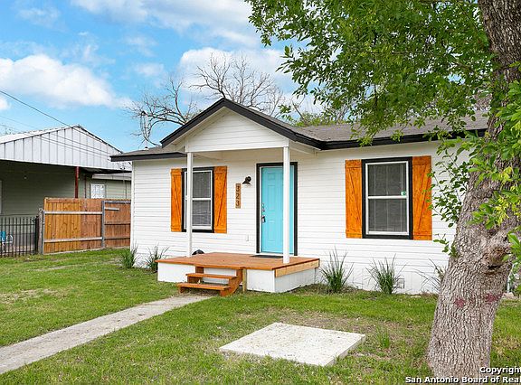 4th image of 323 Segura St