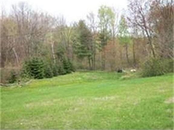 2nd image of 155 Middle Rd