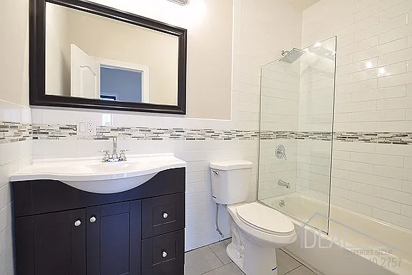 Rented by Ideal Properties Group | media 3