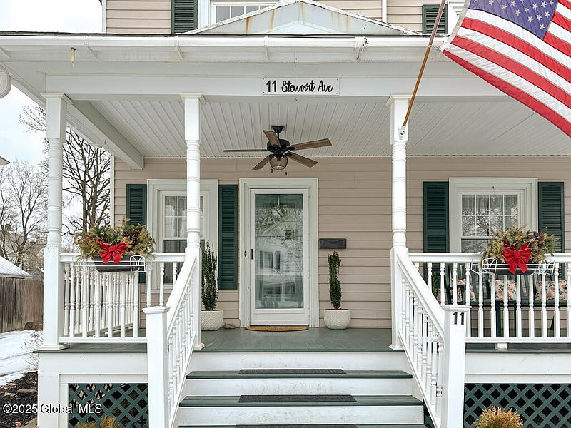 3rd image of 11 Stewart Avenue
