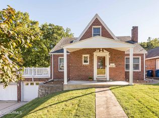 1325 Moreland Ave, Jefferson City, MO 65101