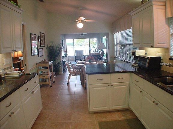 3rd image of 7305 Oak Leaf Way #45