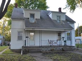 214 S Thornwood Ave, Davenport, IA 52802