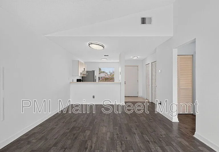 2512 Woodgate Blvd #203 — Photo 14