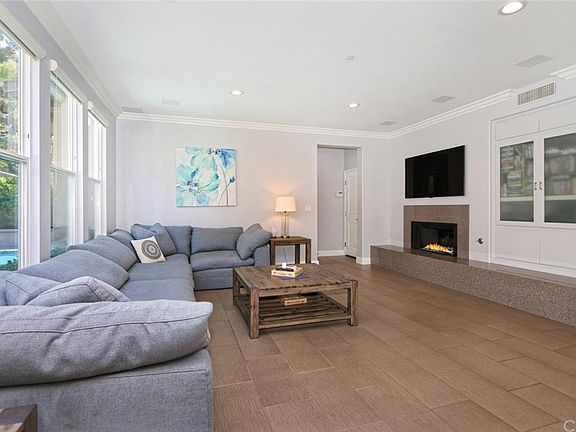 5th image of 105 Via Plumosa