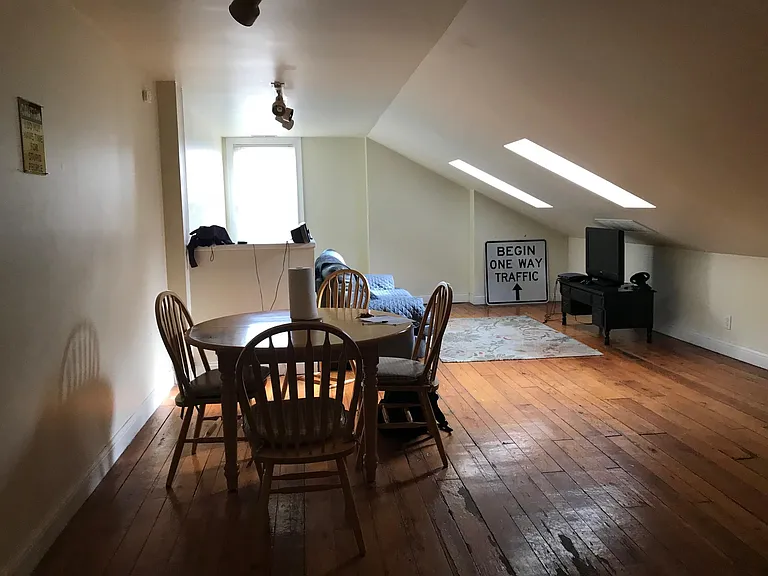 2340 Ohio Ave #3 — Photo 11