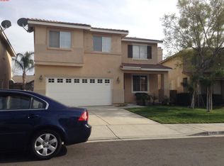 5797 Bay Hill Ln, Fontana, CA 92336