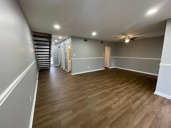 5th image of 1491 Longdale Dr