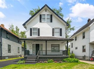 492 4th St, Struthers, OH 44471