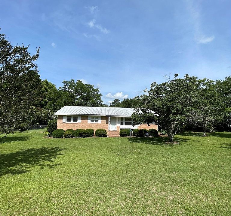 135 Jordan St NW, Salley, SC 29137 Zillow