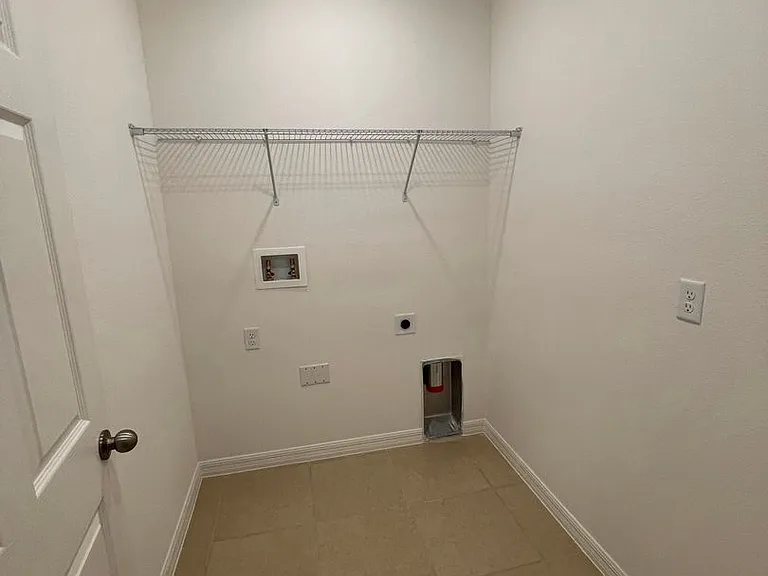 5566 Sabal Dr — Photo 18