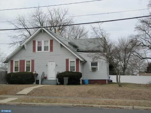5 S 5th St, National Park, NJ 08063