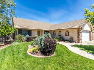 2150 Sageway Dr, Redding, CA 96003