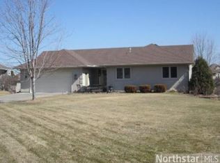 605 Bavaria Ln, New Prague, MN 56071