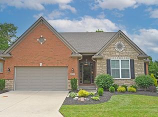 8014 Stonegate Dr, Cincinnati, OH