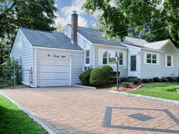 128 Concord St