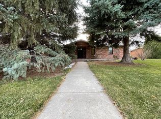 1122 Primrose Dr, Scottsbluff, NE 69361
