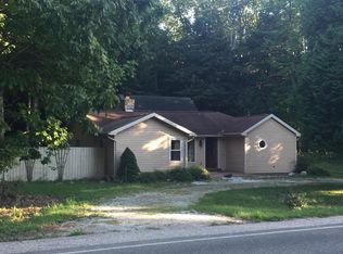 3751 Lakeshore Rd, Manistee, MI 49660