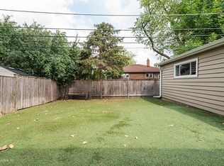 1802 Oakton St, Park Ridge, IL 60068