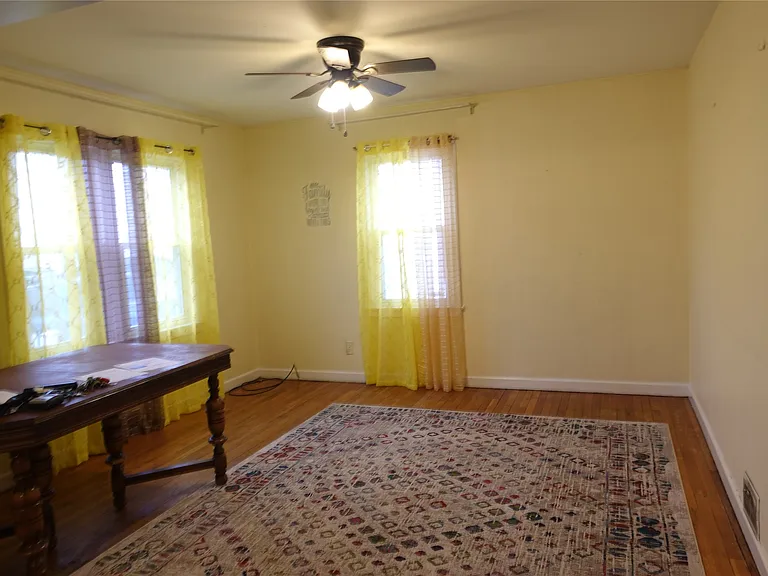 57 Fowler Ave — Photo 6