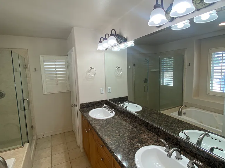 1458 Elin Pointe Dr — Photo 18