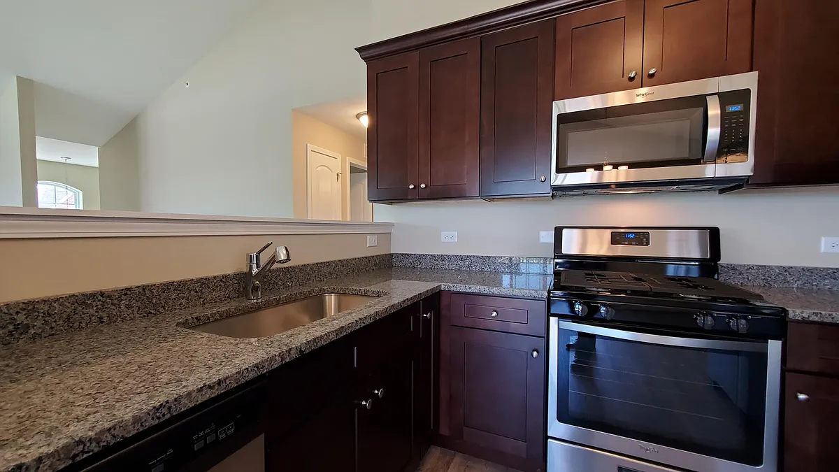 Building Photo - Timber Pointe Apartments