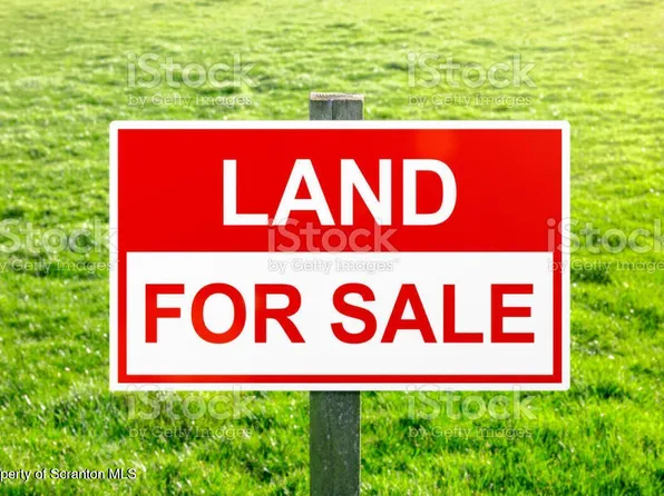 373 Jefferson St, Carbondale, PA 18407