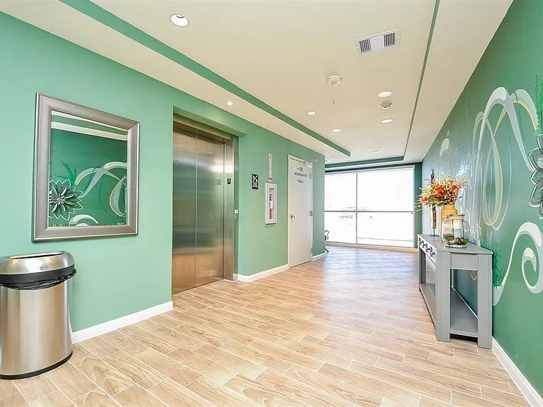 1207 Grand West Blvd #1G — Photo 19