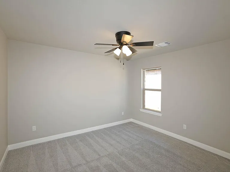 4709 Scotty Dr — Photo 25