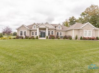5843 Wainscot Ct, Monclova, OH 43542