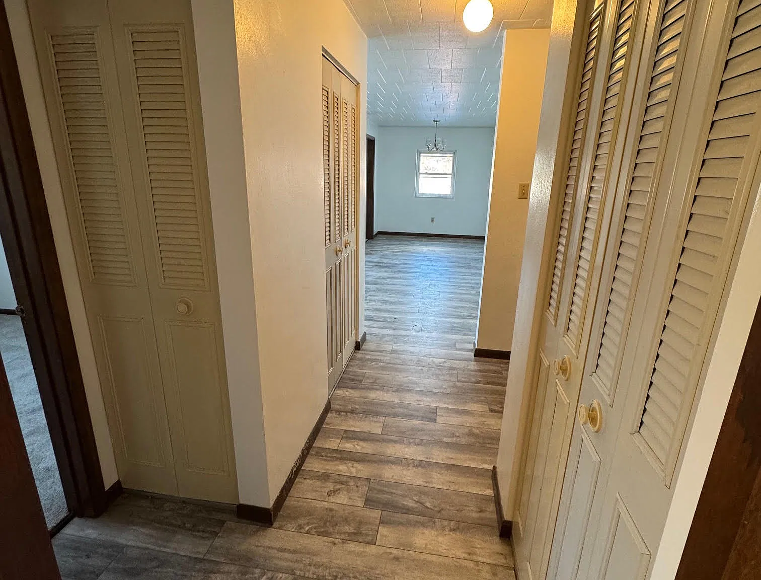 1 bed, 650 sqft, $900 — Photo 4