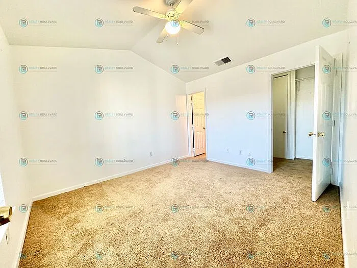 200 Talus Way — Photo 4