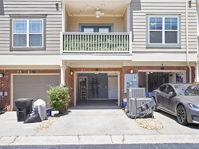 655 Mead St SE #11 — Photo 27