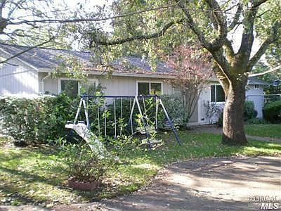 1st image of 126 Fairview Ln