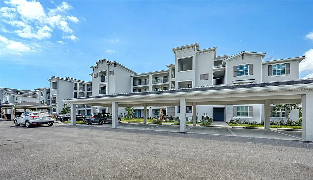3 bed, 2.0 bath, 1436 sqft, $6,500 — Photo 1