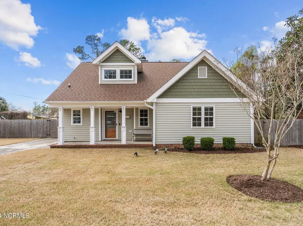 716 Darwin Drive, Wilmington, NC 28405
