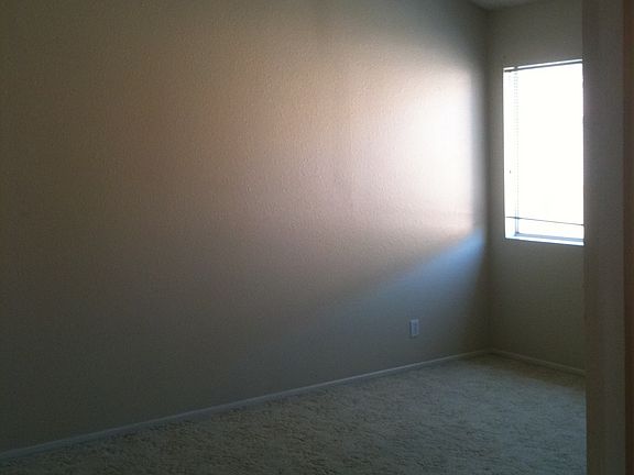 5th image of 695 County Square Dr