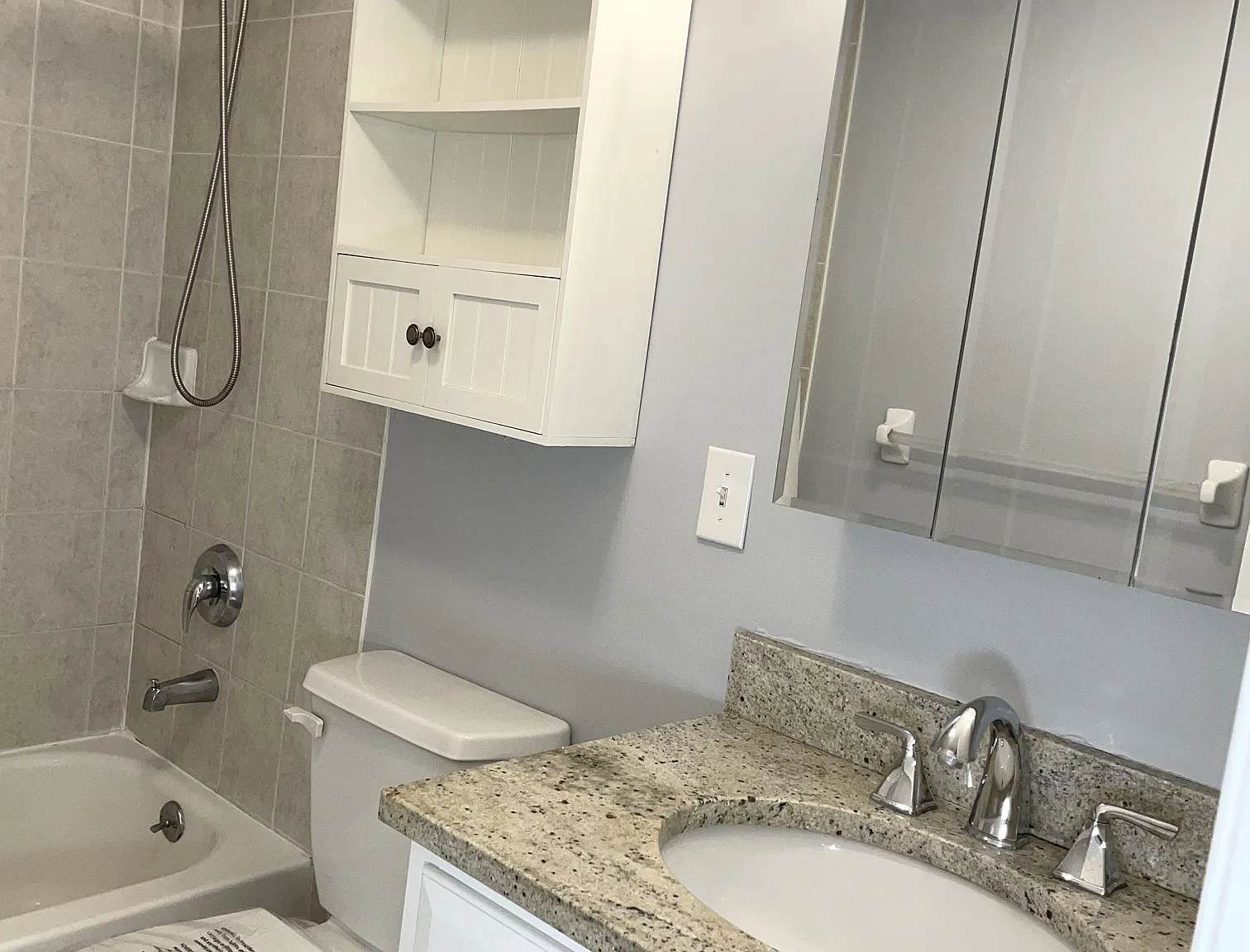 Studio, 600 sqft, $1,350 — Photo 2