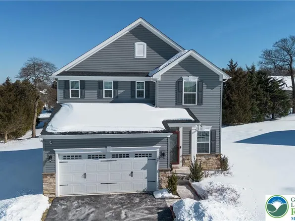 3951 Trythall St, Bethlehem, PA 18020