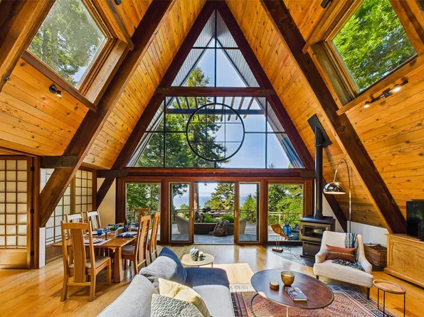 430 Westgate Dr, Trinidad, CA 95570