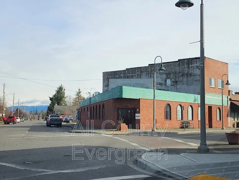 102 N River Ave #A — Photo 1
