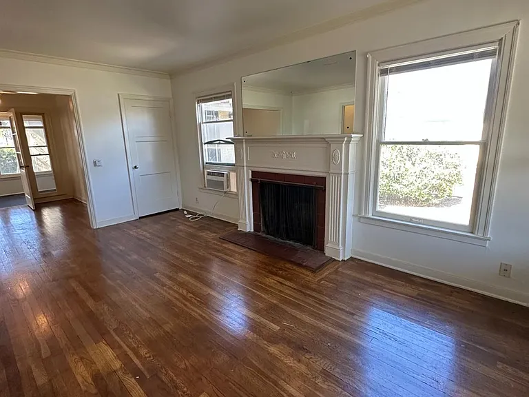 330 W Olive Ave — Photo 2