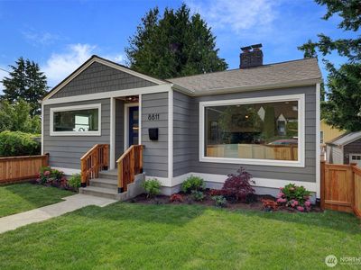 8811 12th Avenue NE, Seattle, WA, 98115