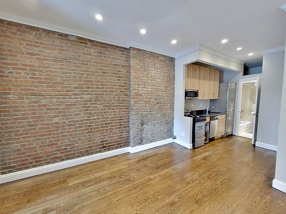 5th image of 493 2nd Ave #1