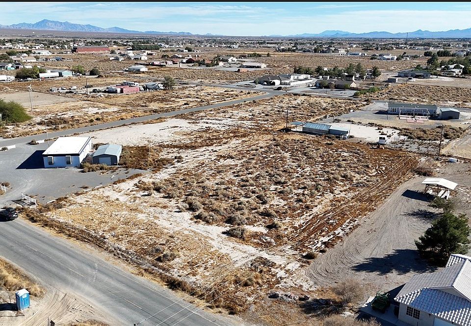 1st image of 2571 Hacienda St