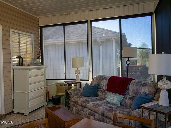 5th image of 366 Spyglass Hill Dr