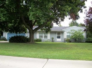 1240 Cranbrook Dr, Saginaw, MI