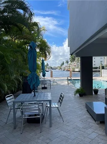 2 bed, 2.0 bath, $5,000 — Photo 3