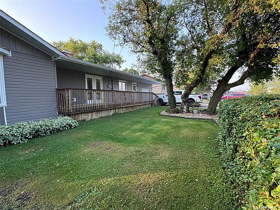 2nd image of 213 & 215 1st Ave SW