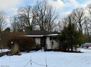 237 Shields Rd, Youngstown, OH 44512